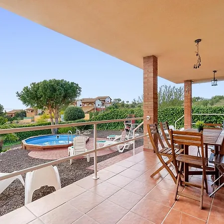 Holiday home Montclar *